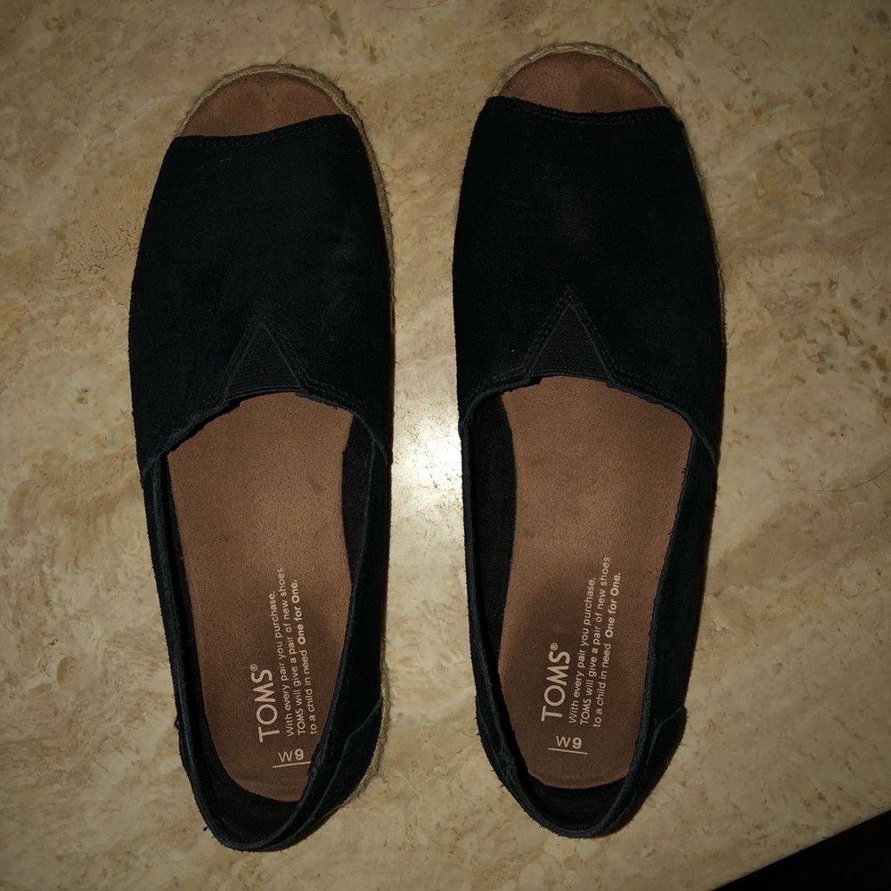 Toms alpargata suede open toe flats